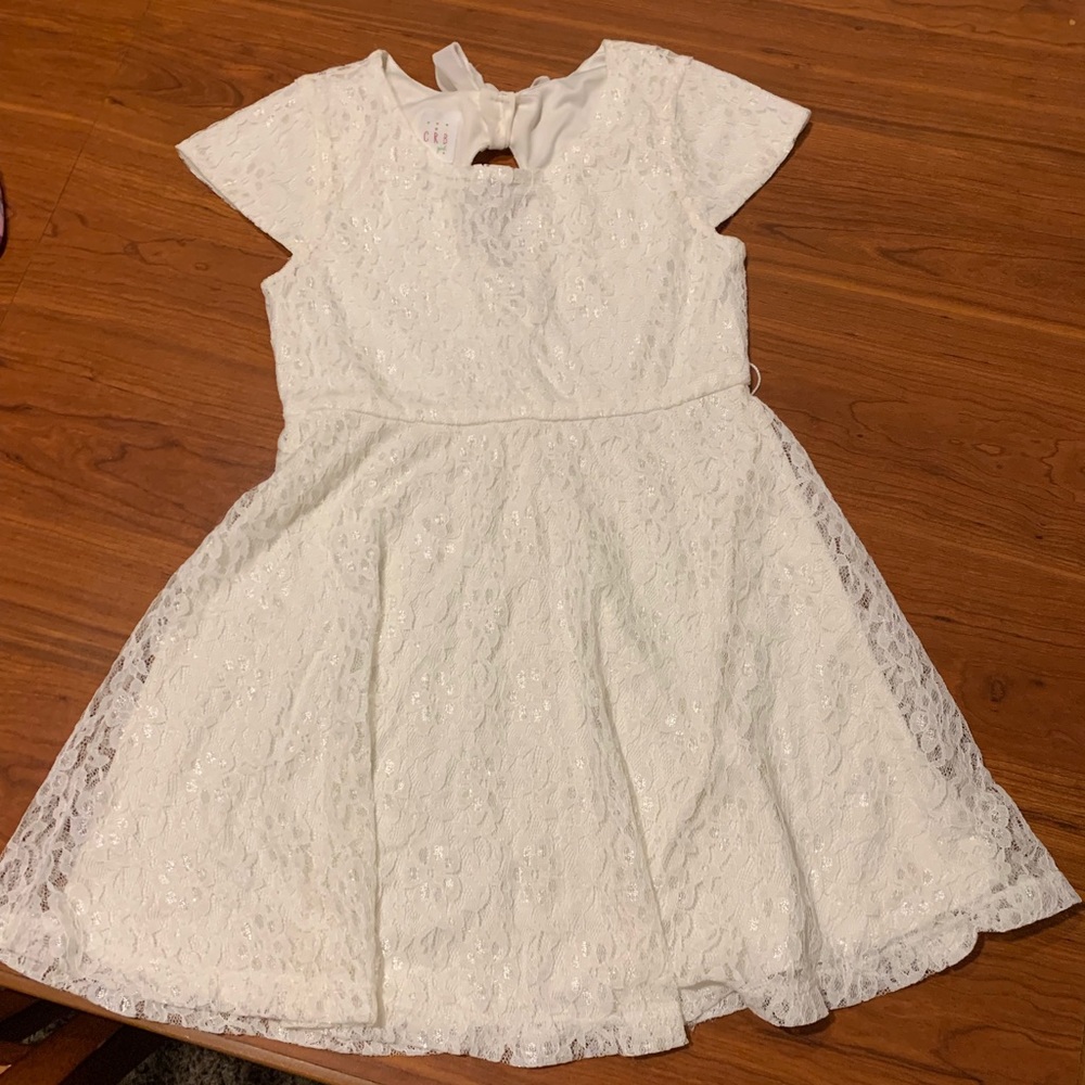 Girls dress